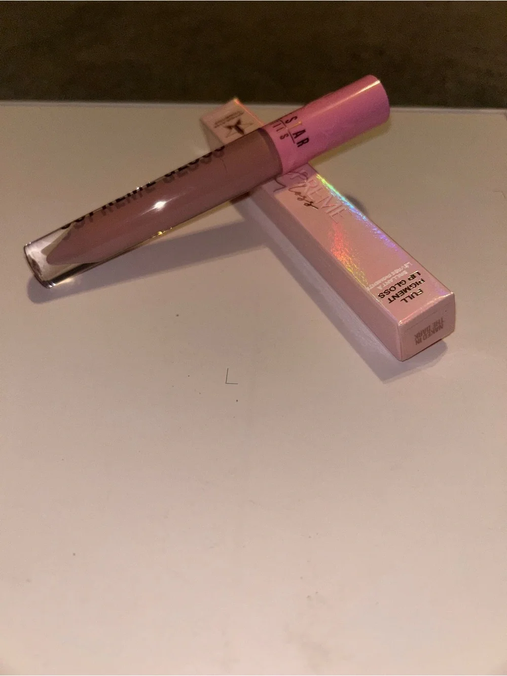 Jeffree Star - Supreme Gloss in Naked in the Dark